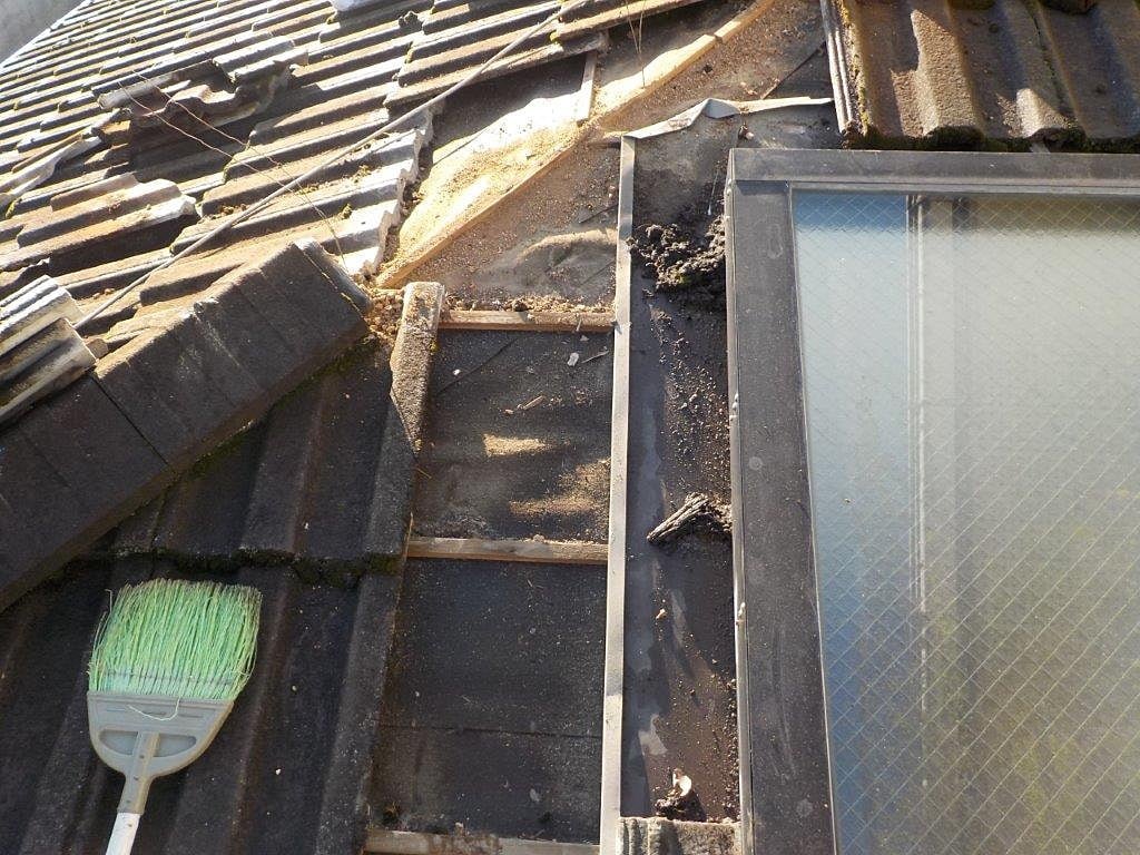 天窓まわり板金取り換え、屋根防水工事